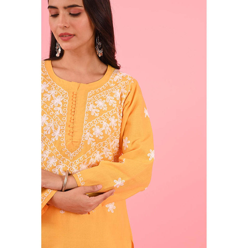 House of Chikankari Zinia Embroidered Cotton Straight Kurta Yellow