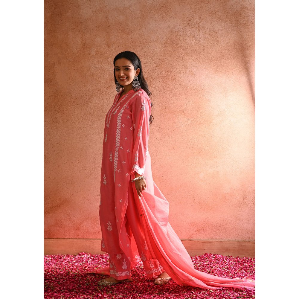 House of Chikankari Aabis Chikankari Chanderi Straight Kurta, Pants with Inner & Dupatta (Set of 4)