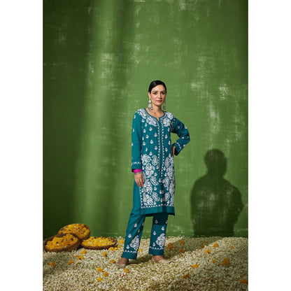 House of Chikankari Samreen Chikankari Cotton Straight Kurta Green (Set of 2)