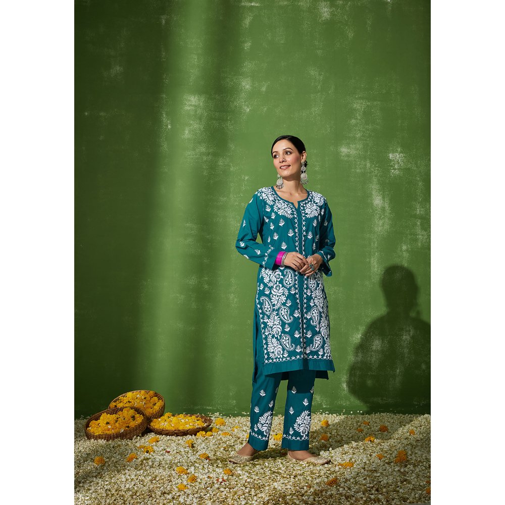 House of Chikankari Samreen Chikankari Cotton Straight Kurta Green (Set of 2)