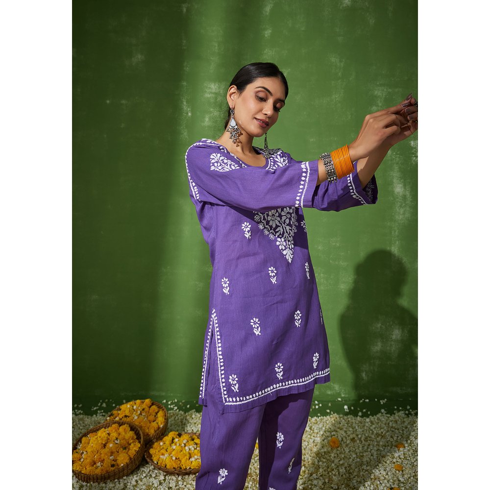 House of Chikankari Nadira Chikankari Cotton Short Kurta with Pants (Set of 2)