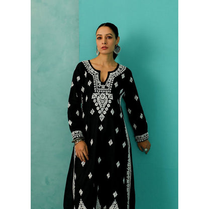 House of Chikankari Chandni Chikankari Mulmul Straight Black Kurta