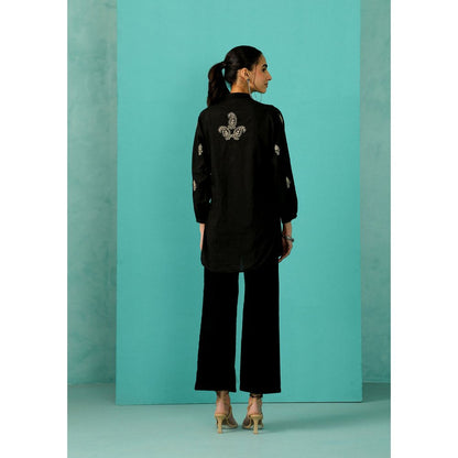 House of Chikankari Chandni Chikankari Mulmul Straight Black Shirt