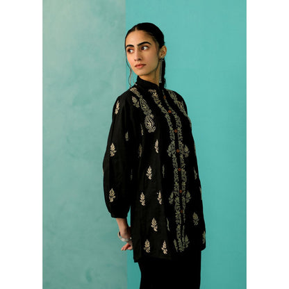 House of Chikankari Chandni Chikankari Mulmul Straight Black Shirt
