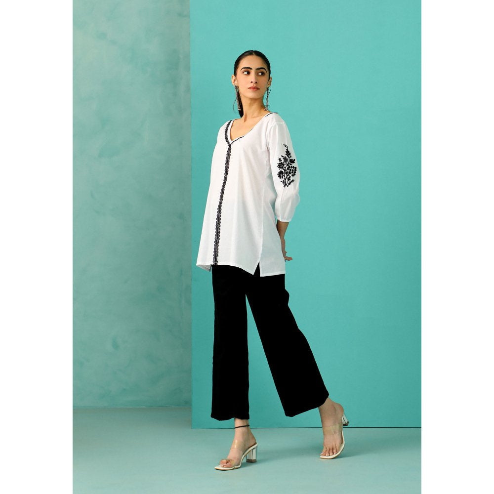 House of Chikankari Chandni Chikankari Cotton A-Line White Kurti