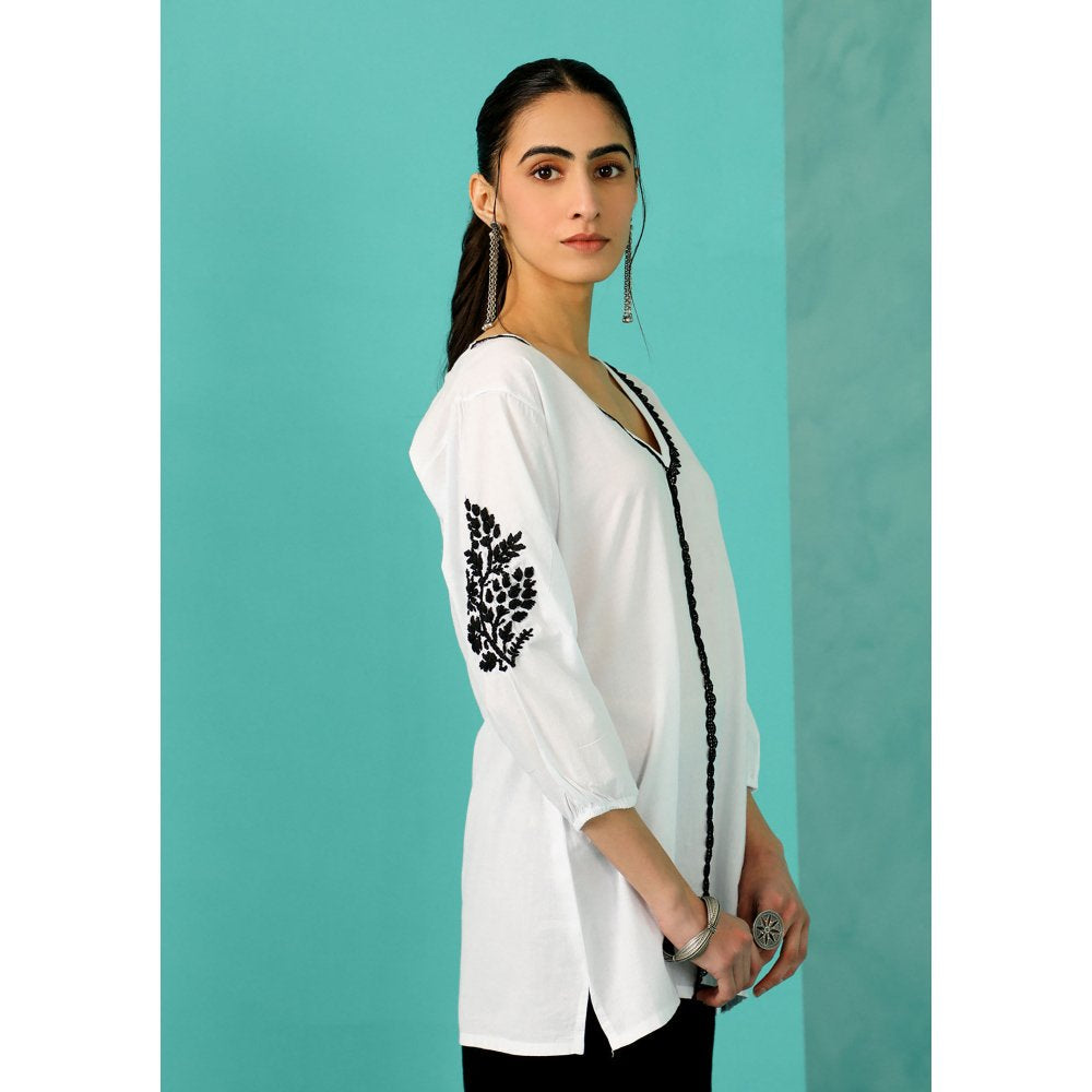 House of Chikankari Chandni Chikankari Cotton A-Line White Kurti
