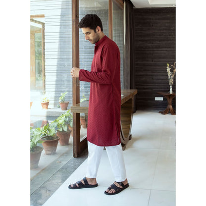 House of Chikankari Shahbaz Chikankari Cotton Straight Men Kurta