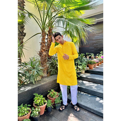 House of Chikankari Aryan Chikankari Rayon Straight Men Kurta with Sequin