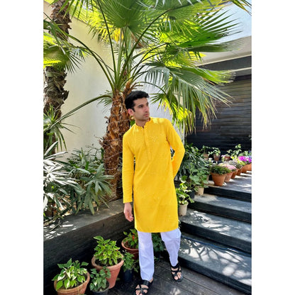 House of Chikankari Aryan Chikankari Rayon Straight Men Kurta with Sequin