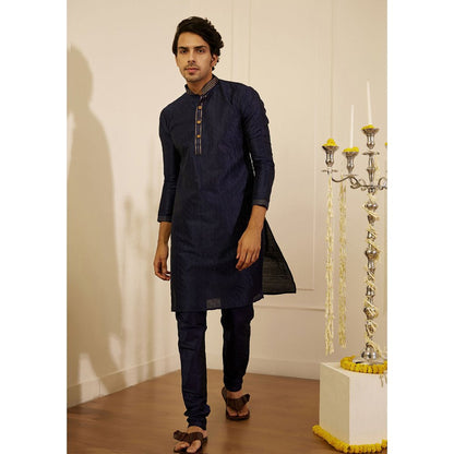House of Chikankari Rashid Silk Straight Men Kurta with Pyjama (Set of 2)