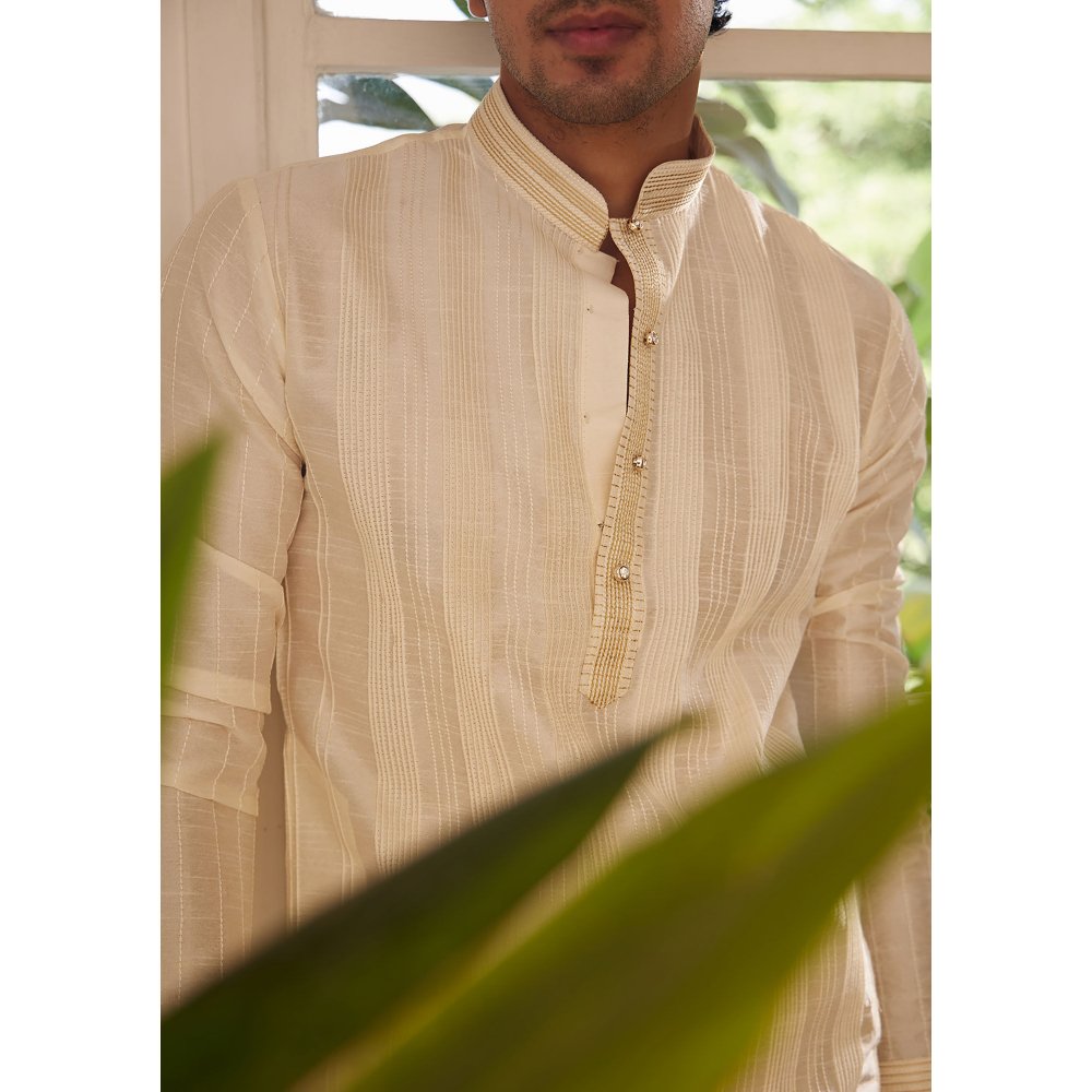 House of Chikankari Amir Silk Straight Men Kurta with Pyjama (Set of 2)