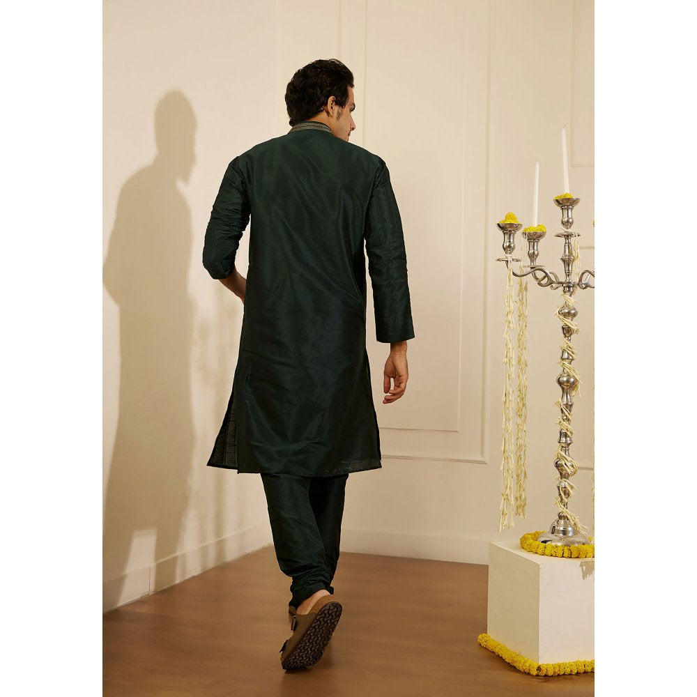 House of Chikankari Amir Silk Straight Men Kurta with Pyjama (Set of 2)