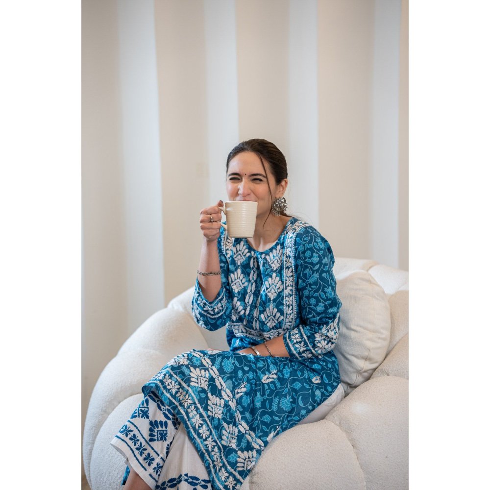 House of Chikankari Ambar Chikankari Mulmul Straight Kurta with Pant (Set of 2)