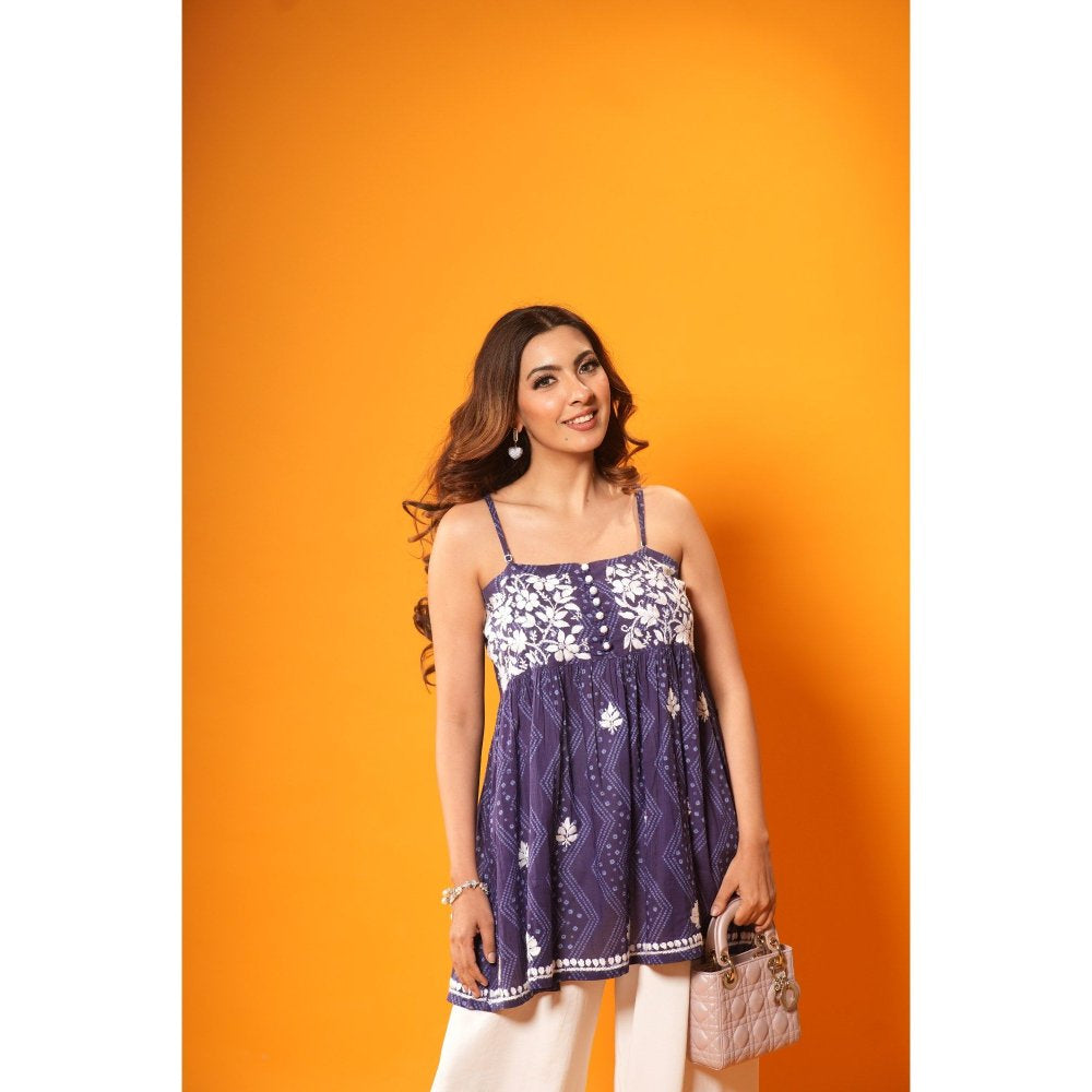 House of Chikankari Jugni Chikankari Mulmul Short Sleeveless Kurti