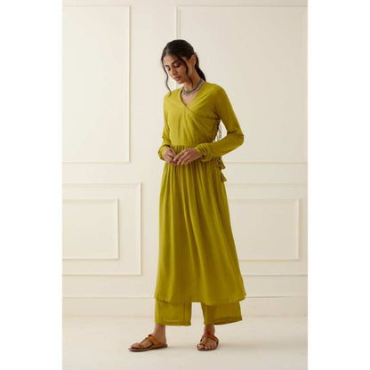 Ikshita Choudhary Parrot Green Pants
