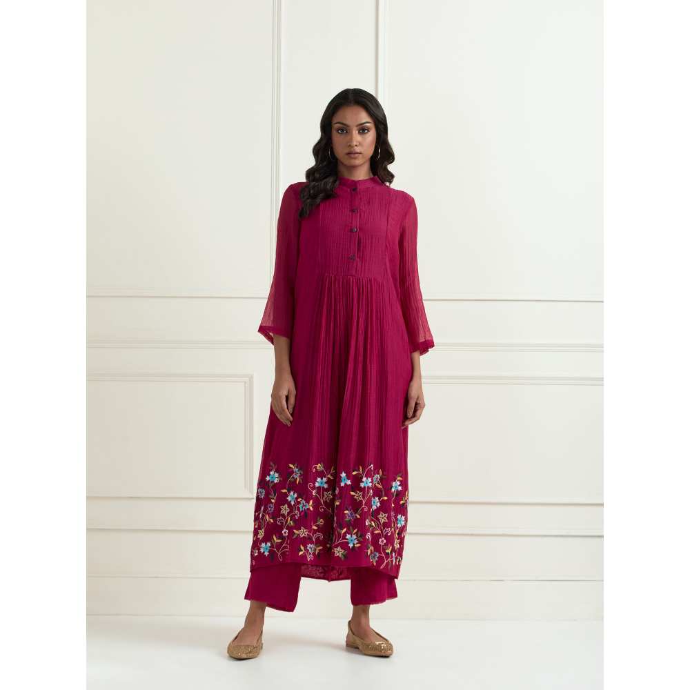 Ikshita Choudhary Magenta Hand Embroidered Chanderi Kurta with Pants (Set of 2)