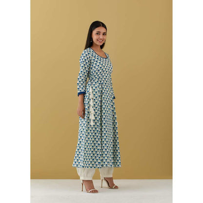 Ikshita Choudhary Blue Block Printed Kurta with Pants (Set of 2)