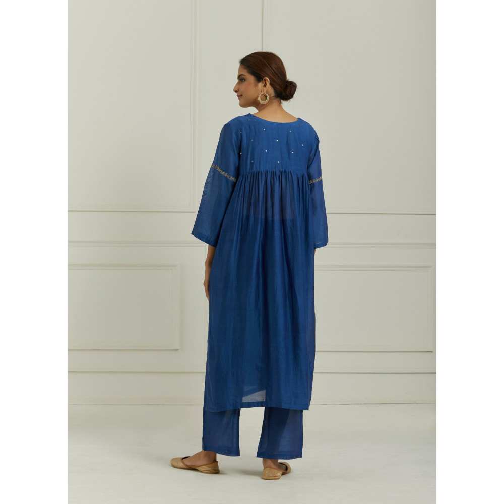 Ikshita Choudhary Blue Kurta