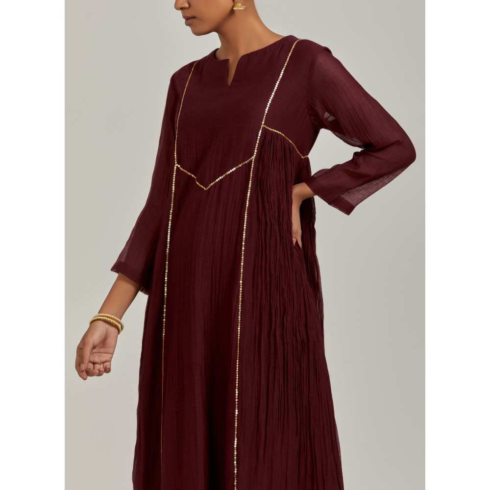 Ikshita Choudhary Maroon Kurta (Set of 2)