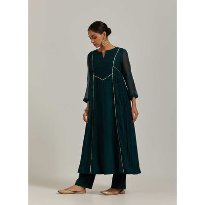 Ikshita Choudhary Green Kurta