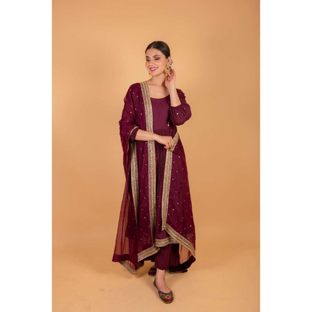 Ikshita Choudhary Maroon Kurta (Set of 3)