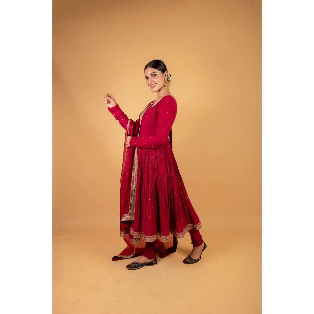 Ikshita Choudhary Red Kurta (Set of 2)