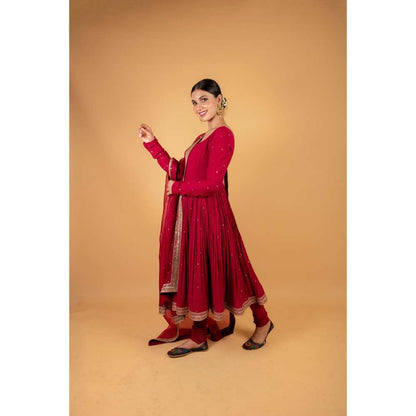 Ikshita Choudhary Red Kurta (Set of 2)