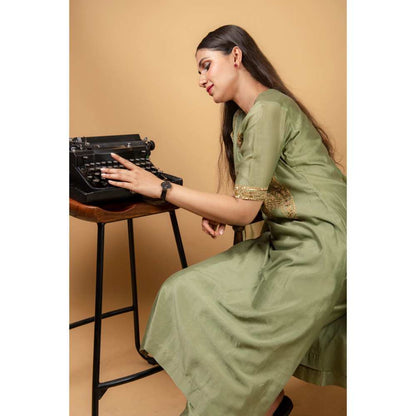 Ikshita Choudhary Pestel Green Kurta (Set of 3)