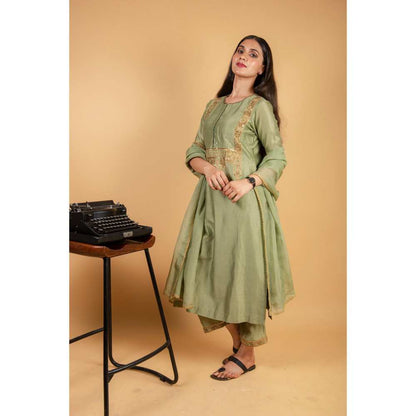 Ikshita Choudhary Pestel Green Kurta (Set of 2)