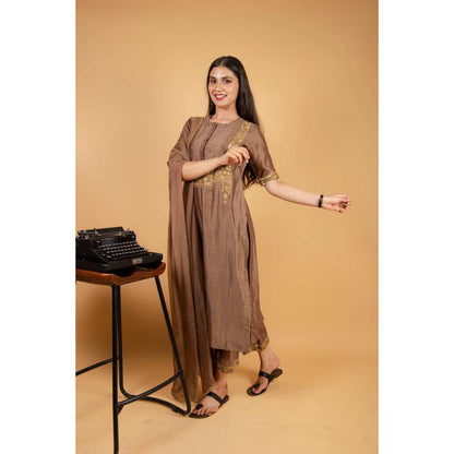 Ikshita Choudhary Brown Kurta (Set of 3)