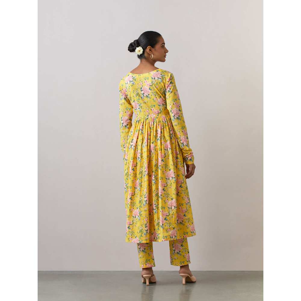Ikshita Choudhary Yellow Cotton Printed Kurta With Pants And Dupatta (Set of 3)