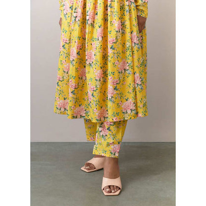 Ikshita Choudhary Yellow Cotton Printed Kurta With Pants And Dupatta (Set of 3)