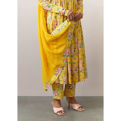Ikshita Choudhary Yellow Cotton Printed Kurta With Pants And Dupatta (Set of 3)