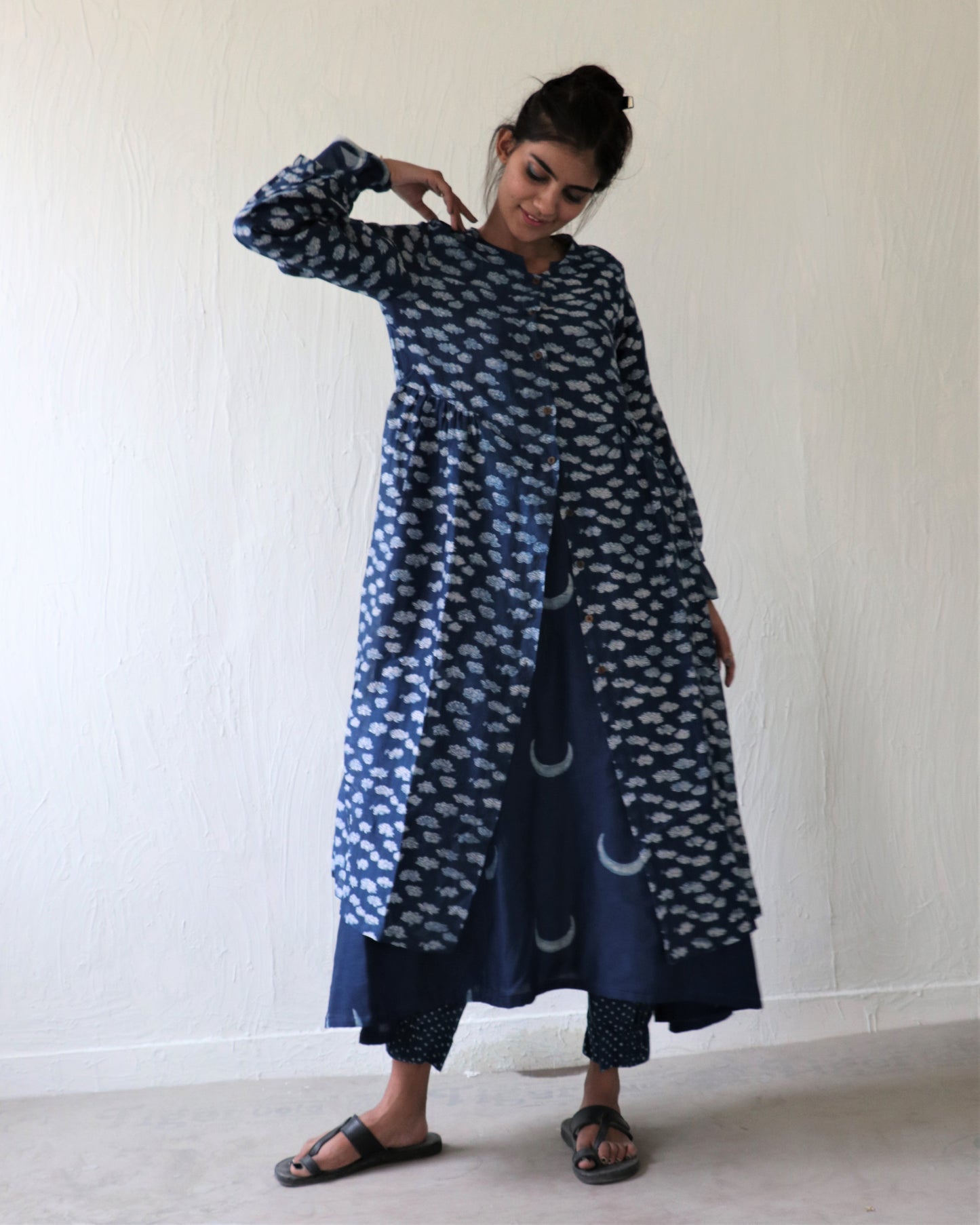 Chidiyaa Indigo Lotus Block Printed Shrug - Ubs