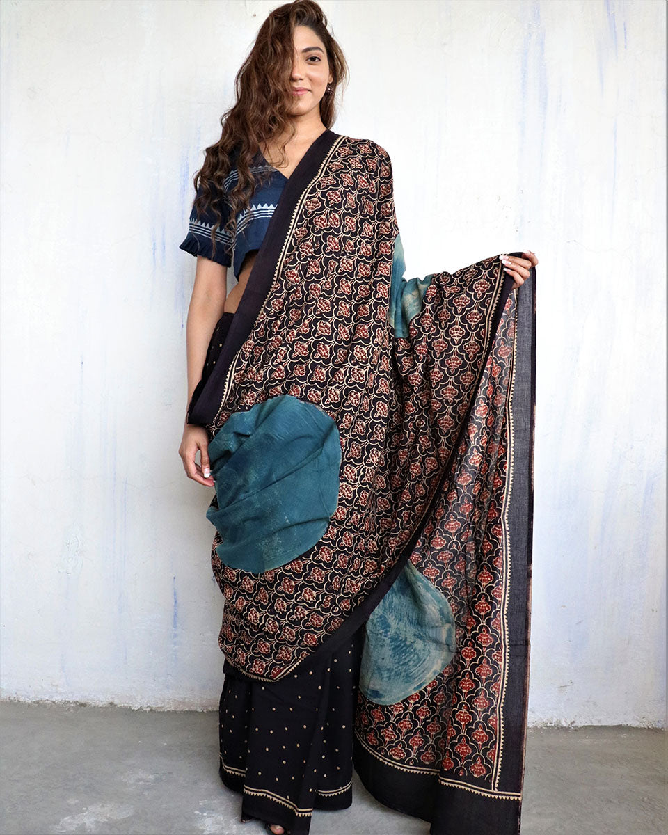 Chidiyaa Black Jarak Natural Dye Saree with Unstitched Blouse