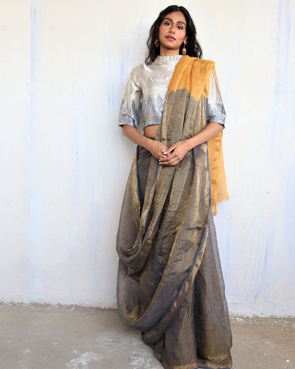 Chidiyaa Grey Linen Saree with Unstitched Blouse
