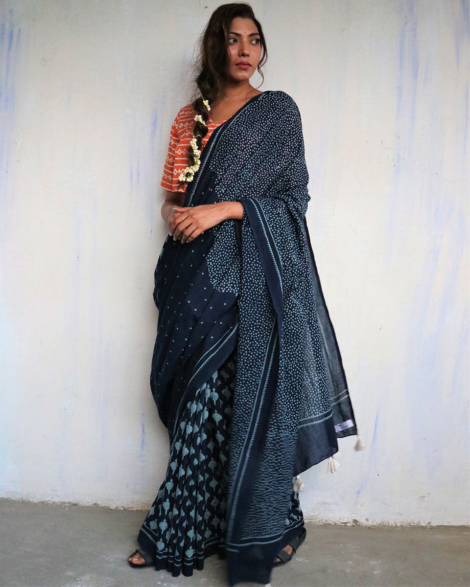 Chidiyaa Yellow Block Printed Cotton Mul Saree God with Unstitched Blouse