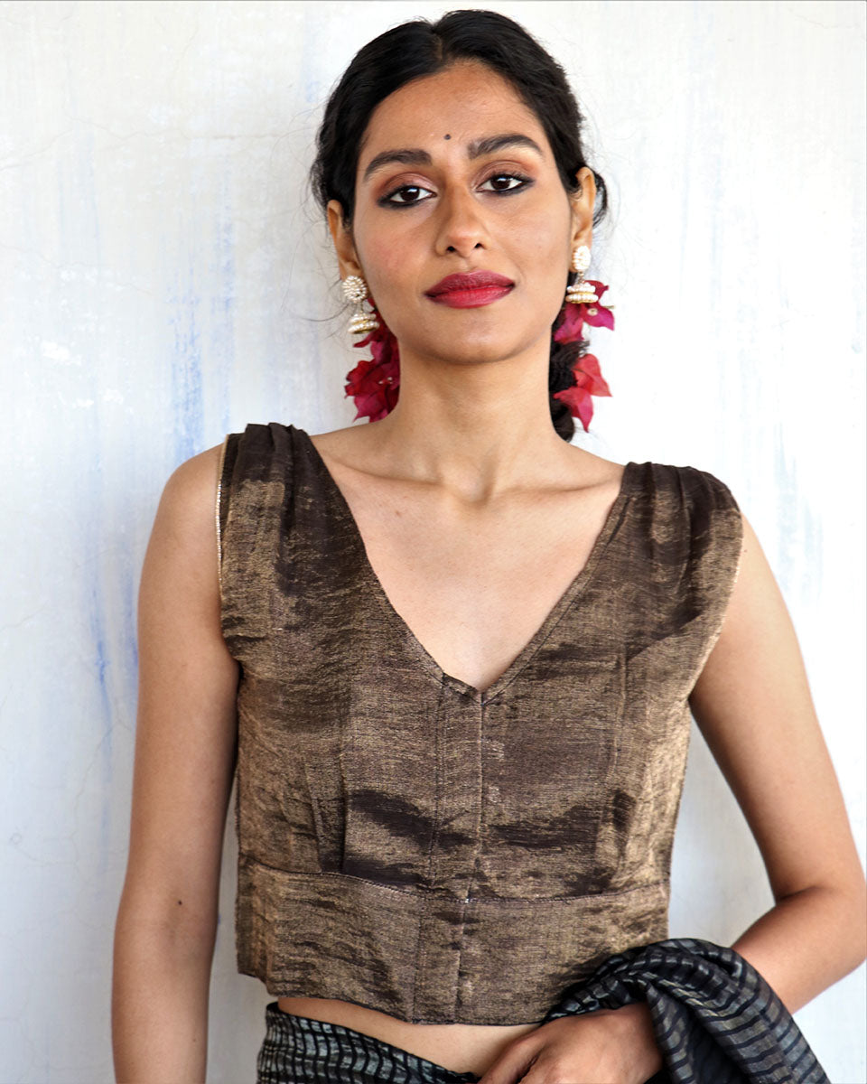 Chidiyaa Black Linen Blouse