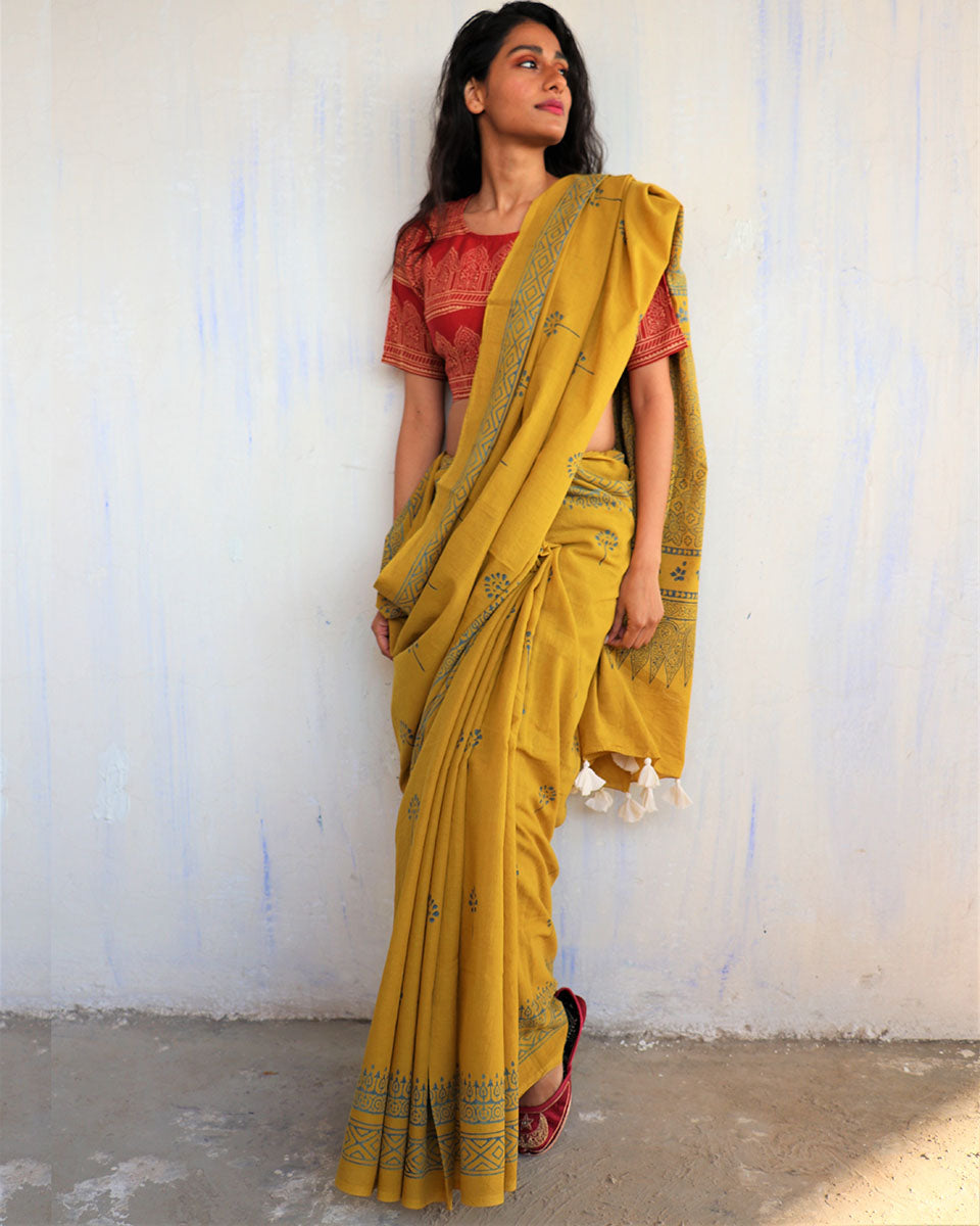 Chidiyaa Yellow Block Printed Cotton Mumu Saree with Unstitched Blouse