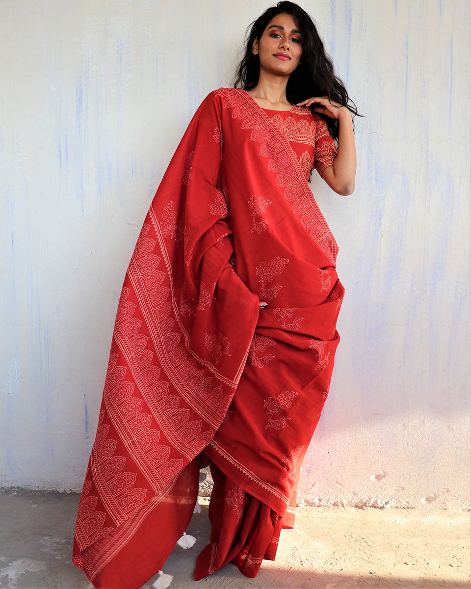 Chidiyaa Red Block Printed Cotton Mumu Saree with Unstitched Blouse
