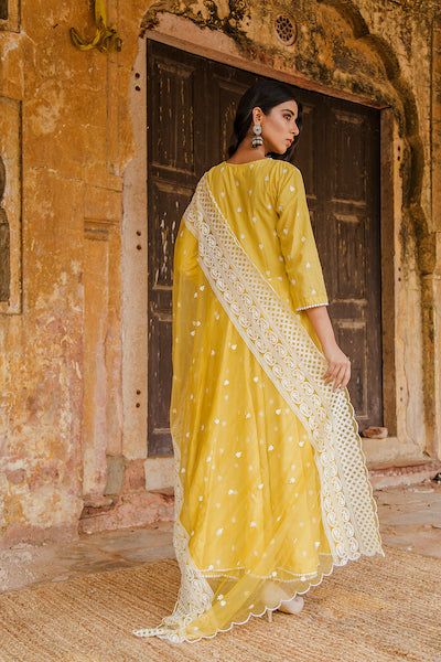 Deepika Padukone In Hairat Yellow Anarkali Set