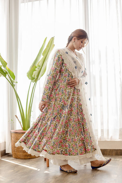 Dahlia White Anarkali Set