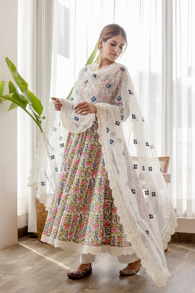Dahlia White Anarkali Set