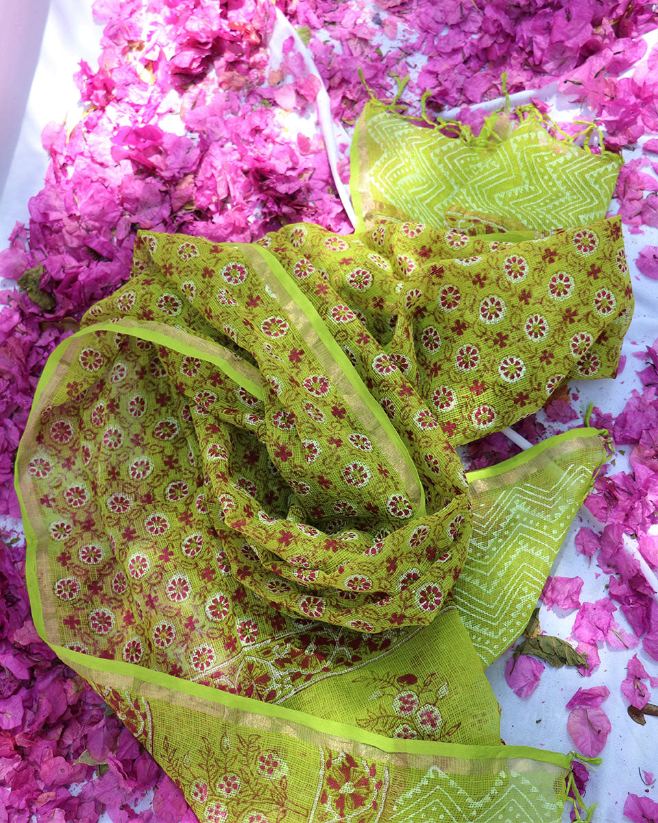 Chidiyaa Bud Green Kota Hand Printed Dupatta - Fos