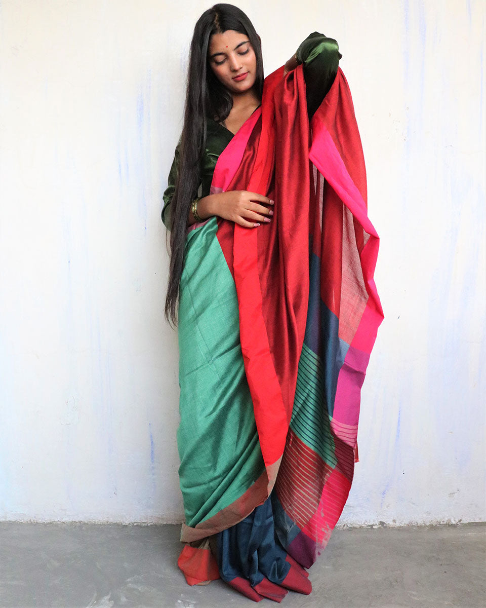 Chidiyaa Red Green Handwoven Cotton Viscose Saree Holi with Unstitched Blouse