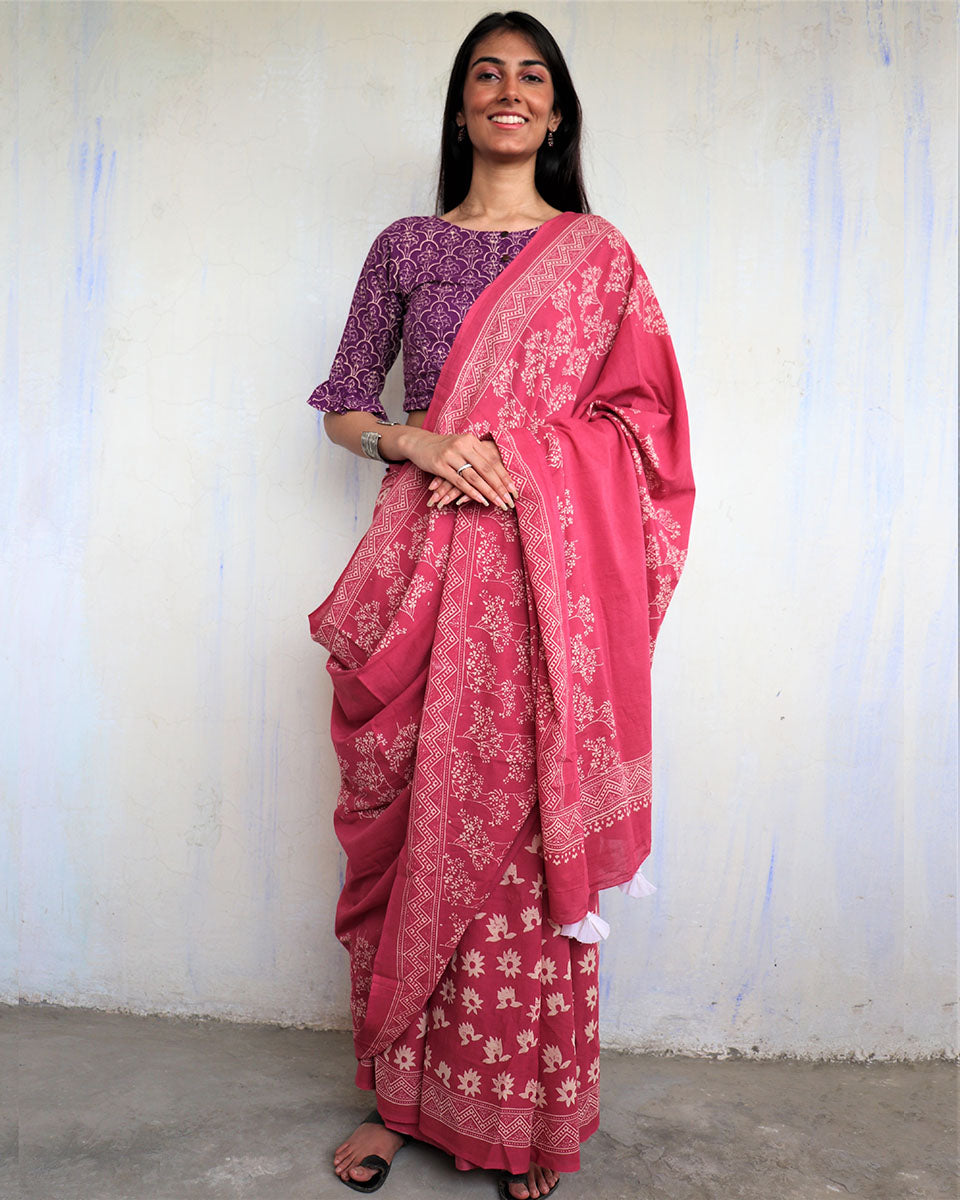 CHIDIYAA Pink Block printed Cotton Saree without Blouse