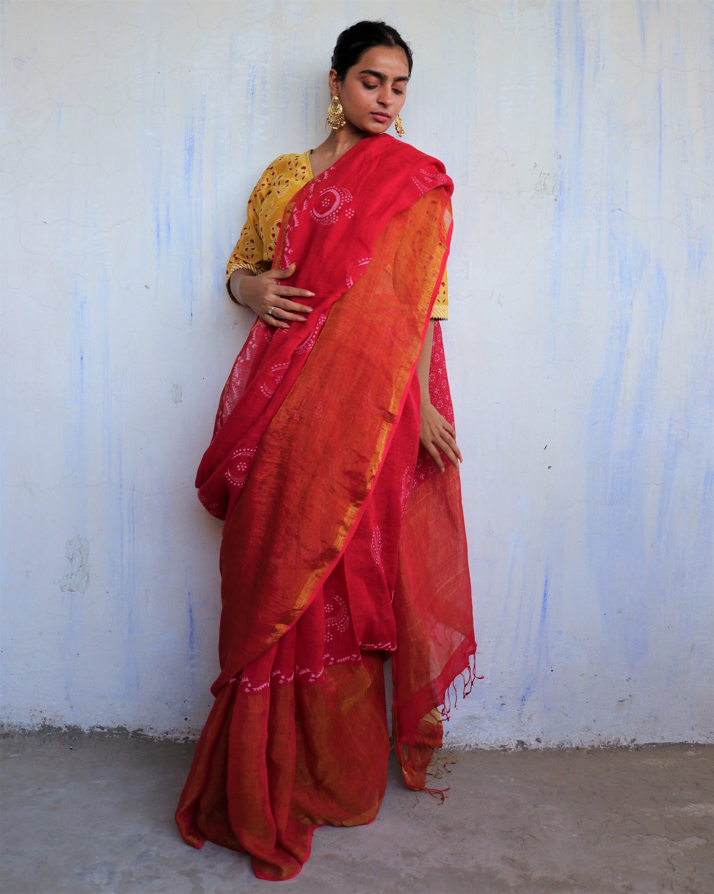Chidiyaa Khush Red Handwoven Linen Zari Saree with Unstitched Blouse - Soni