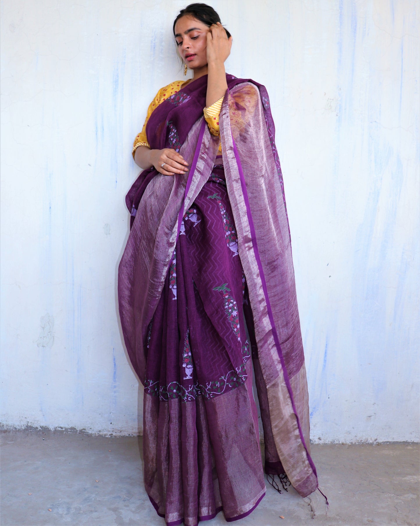 Chidiyaa Khubsurata Violet Handwoven Linen Zari Saree with Unstitched Blouse - Soni