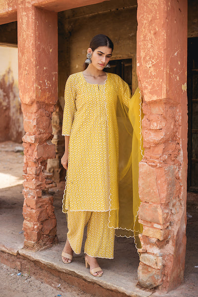 Classic Yellow Chikan Set