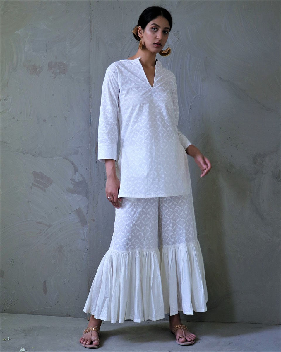 Chidiyaa White Block Printed Cotton Kurti Sharara - Safed (Set of 2)